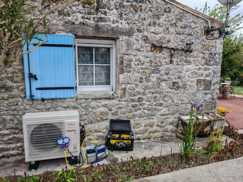 installation pompe a chaleur air eau soubise 17780