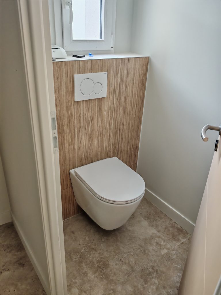 installation wc saint froult 17780