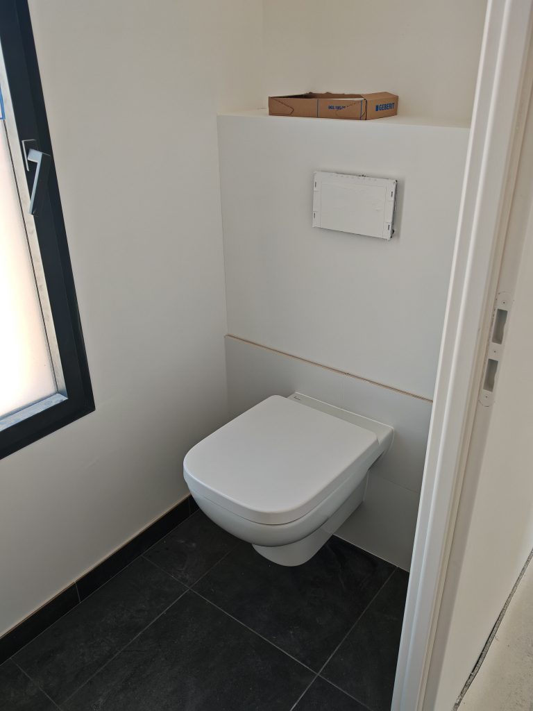 installation wc suspendu marennes 17320